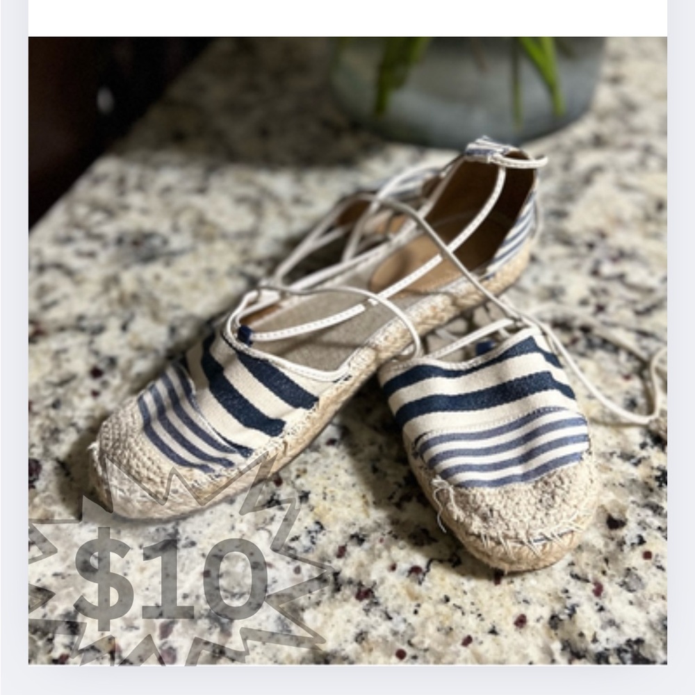 Anthropologie Jasper and Jeera Espadrille Flats with Ankle Wrap 7B Chambray